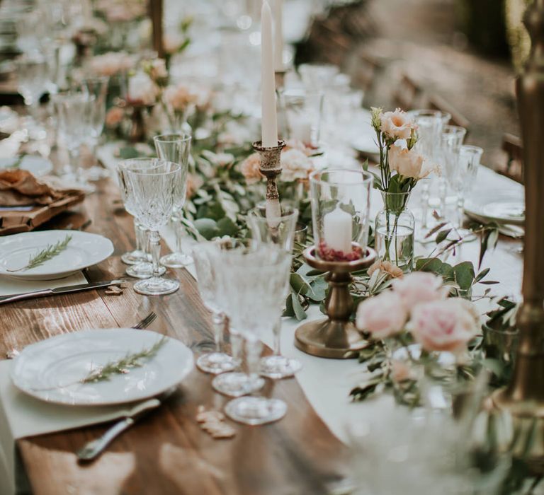 Elegant Tablescape | Tuscan Wedding Planned by Romeo & Juliet Weddings | D&A Photography | Ben Walton Films