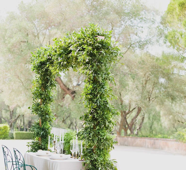 Table Scape | Greenery on the French Riviera | Purewhite Photography | D'amour et de deco Styling