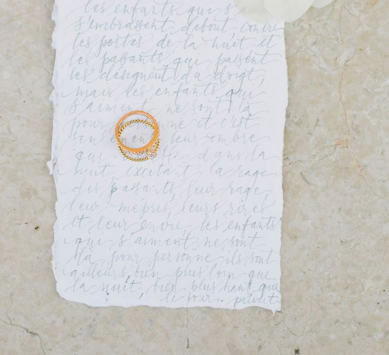 Calligraphy Letter & Wedding Ring | Greenery on the French Riviera | Purewhite Photography | D'amour et de deco Styling