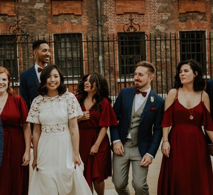 Alternative Wedding Group Shots // Image By The Curries