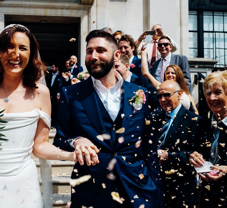 Confetti Moment | Islington Town Hall Wedding | Marianne Chua Photography