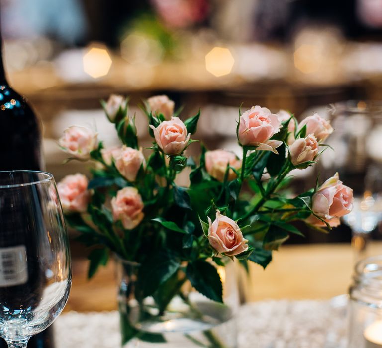 Spray Roses | Urban Wedding at Village Underground, London | Marianne Chua Photography