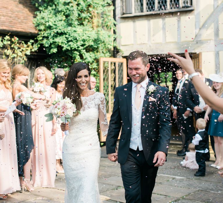 Bride in Lace Annasul Y Gown