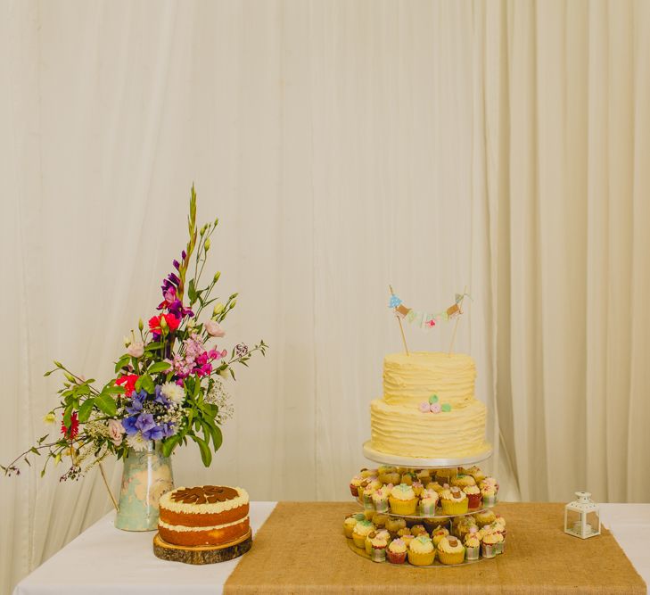 Wedding Cake & Cup Cakes | Navyblur Photography | Cinematic Tide Films