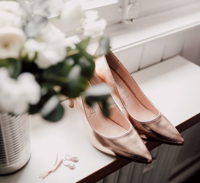 Rose Gold Wedding Shoes | Paul & Nanda Photography