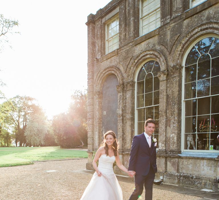 Elegant Blush Pink & White Wedding at Aynhoe Park in Oxfordshire | Lucy Davenport Photography