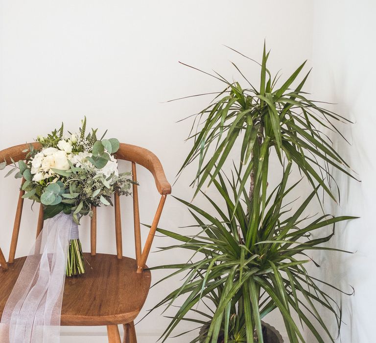 White & Green Wedding Bouquet | Contemporary City Wedding at People's History Museum & Hope Mill Theatre, Manchester Planned by Alternative Weddings MCR | Babb Photography