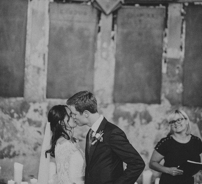 Stylish London Wedding At Asylum