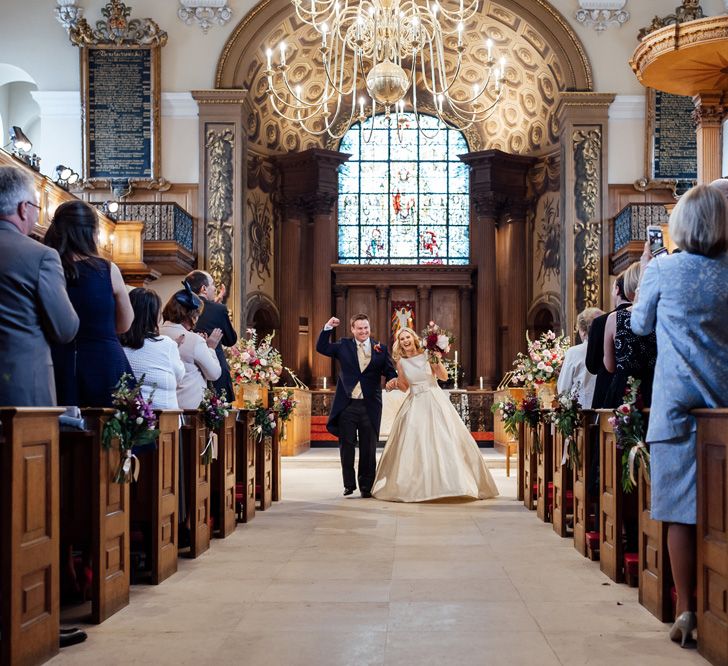 Church Wedding Ceremony | Bride in Sassi Holford Gown | Groom in Neal & Palmer Navy Suit | Classic Wedding at Trafalgar Tavern, Greenwich, London | Ann-Kathrin Koch Photography