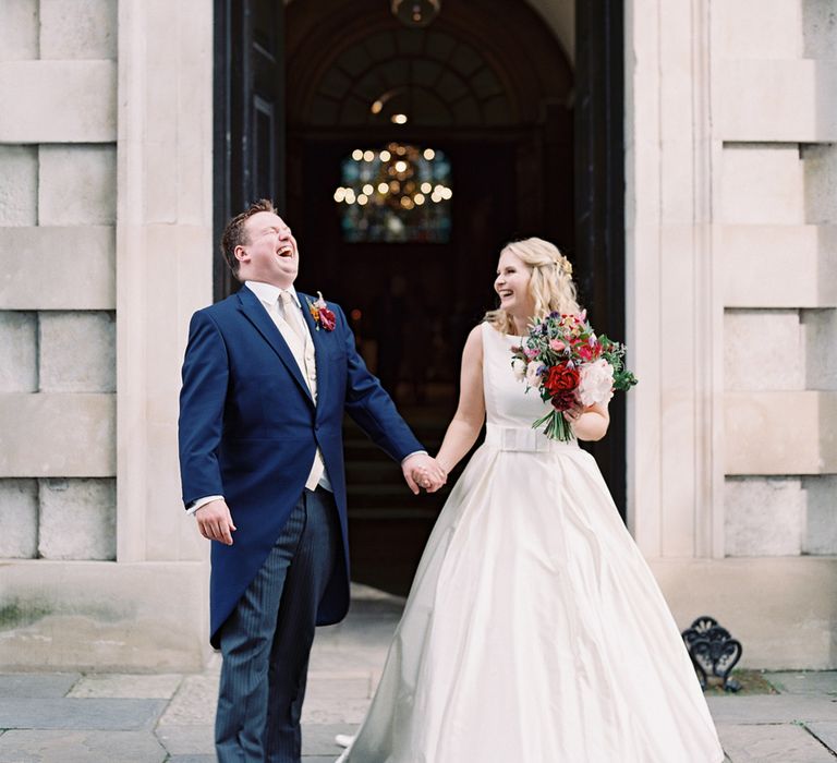 Bride in Sassi Holford Gown | Groom in Neal & Palmer Navy Suit | Classic Wedding at Trafalgar Tavern, Greenwich, London | Ann-Kathrin Koch Photography