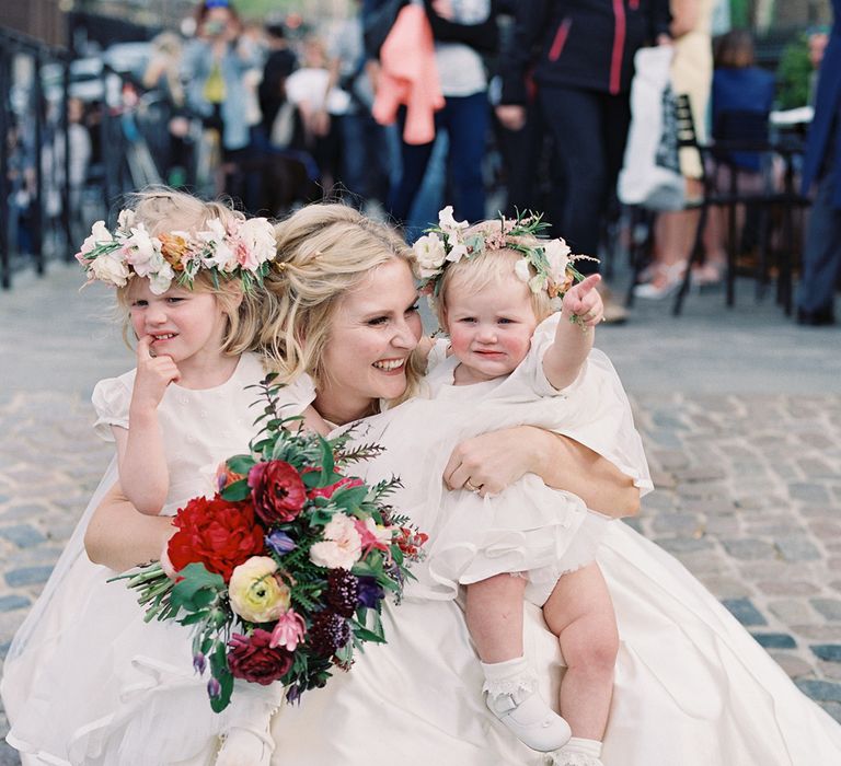 Bride in Sassi Holford Gown | Flower Girls | Classic Wedding at Trafalgar Tavern, Greenwich, London | Ann-Kathrin Koch Photography