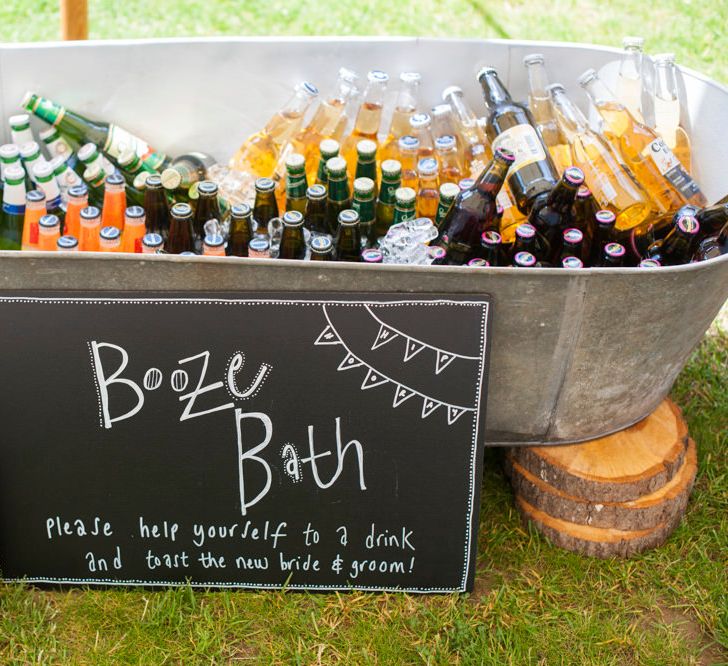 DIY Booze Bath With Supermarket Drinks | Image by <a href="https://www.source-images.co.uk/" target="_blank">Source Images</a>