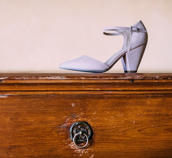 ASOS Blue Suede Bridal Shoes | Destination Wedding at Casa Cornacchi in Italy | Albert Palmer Photography