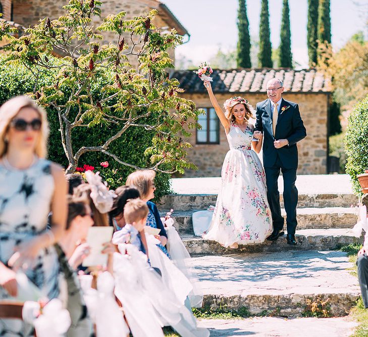 Bridal Entrance | Outdoor Wedding Ceremony | Destination Wedding at Casa Cornacchi in Italy | Albert Palmer Photography