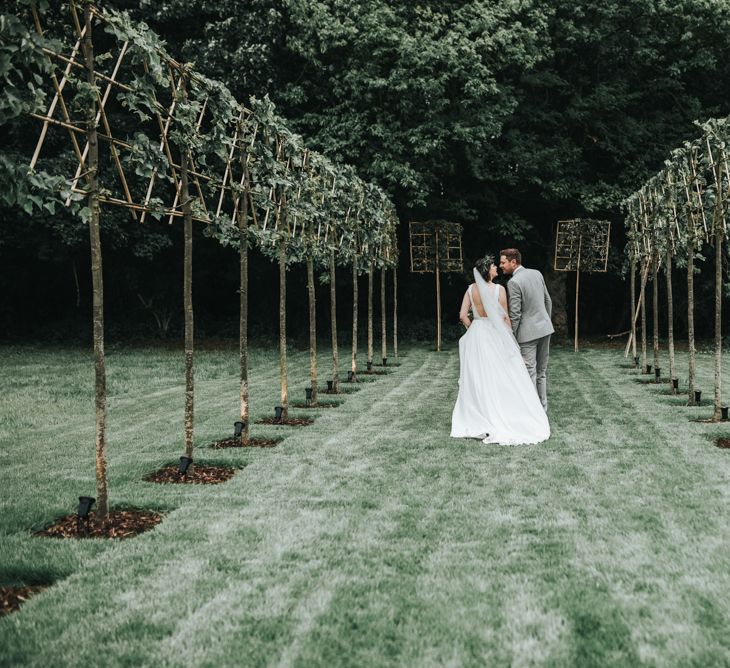 Hazel Gap Barn Wedding Mrs Umbels Flowers High Street Wedding Party Pear & Bear Photography