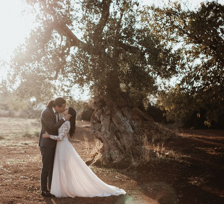 Romantic And Elegant Destination Wedding In Puglia Italy With Outdoor Ceremony And Reception With Bride In Hermione De Paula And Images From James Frost