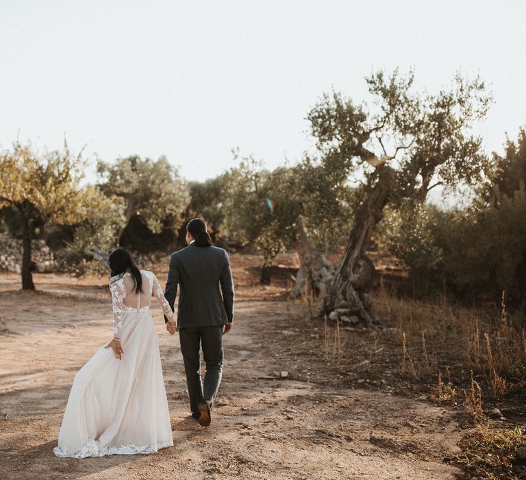 Romantic And Elegant Destination Wedding In Puglia Italy With Outdoor Ceremony And Reception With Bride In Hermione De Paula And Images From James Frost