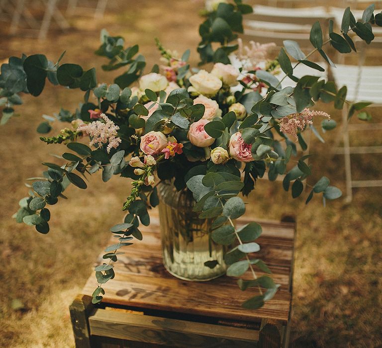 Rustic Crate & Blush Pink & Green Aisle Wedding Flowers | Petar Jurica Photography