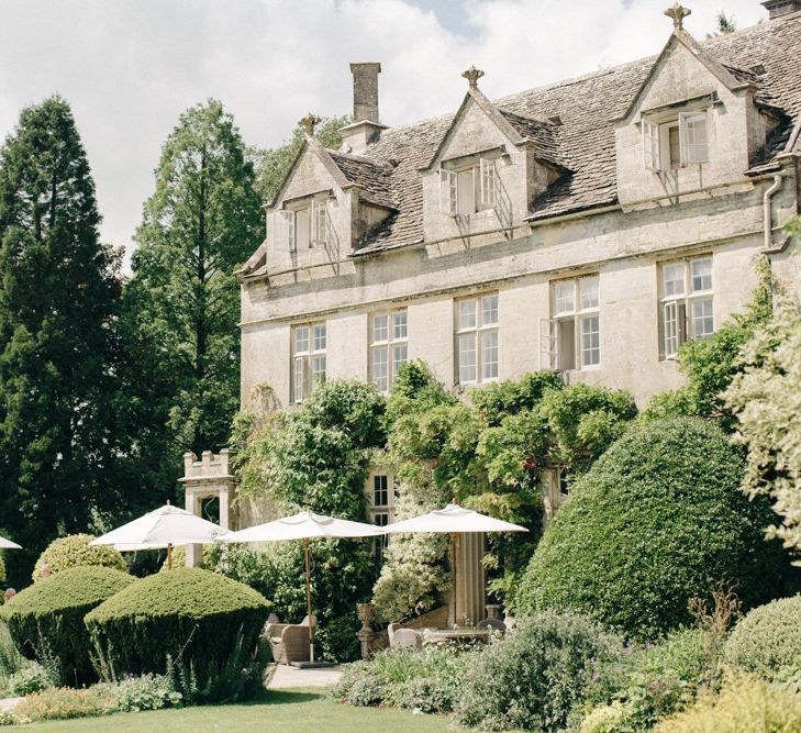 Outdoor Pastel Country Garden Wedding at Barnsley House in Cirencester | M and J Photography | Motion Farm Wedding Films