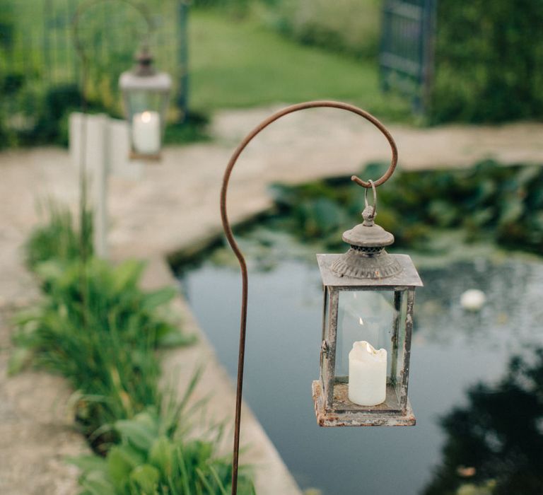 Outdoor Pastel Country Garden Wedding at Barnsley House in Cirencester | M and J Photography | Motion Farm Wedding Films