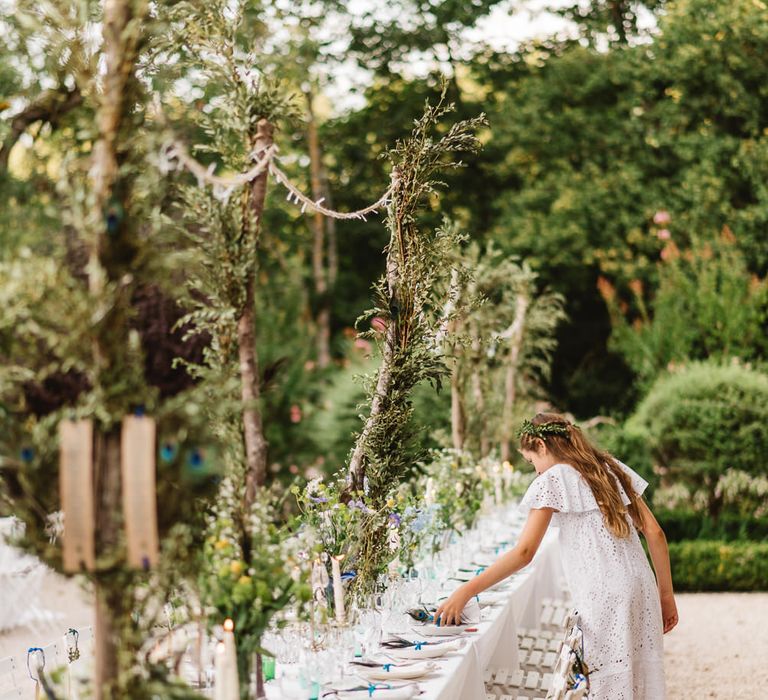 Outdoor Dining. Natural Decor. Wedding Feast in France. Photography by Derek Smietana