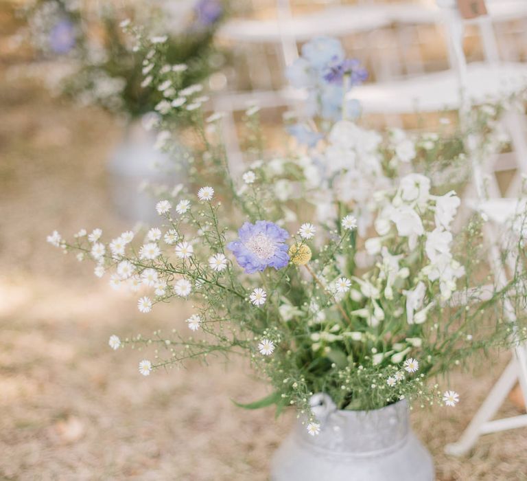 Wild flowers for french wedding. Darek Smietana Photography