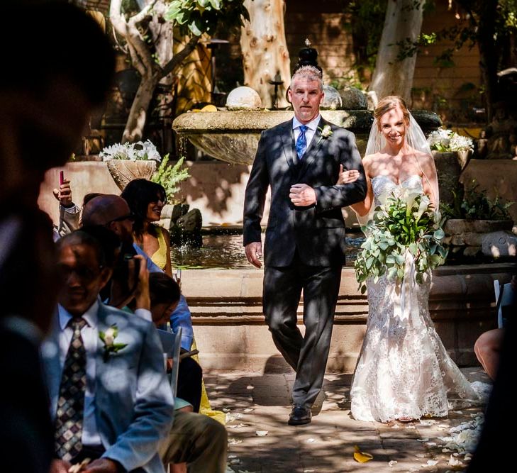 Bride in Essense Designs Wedding Dress | Outdoor Ceremony at Boojum Tree in Phoenix, Arizona | Lee Meek Photography