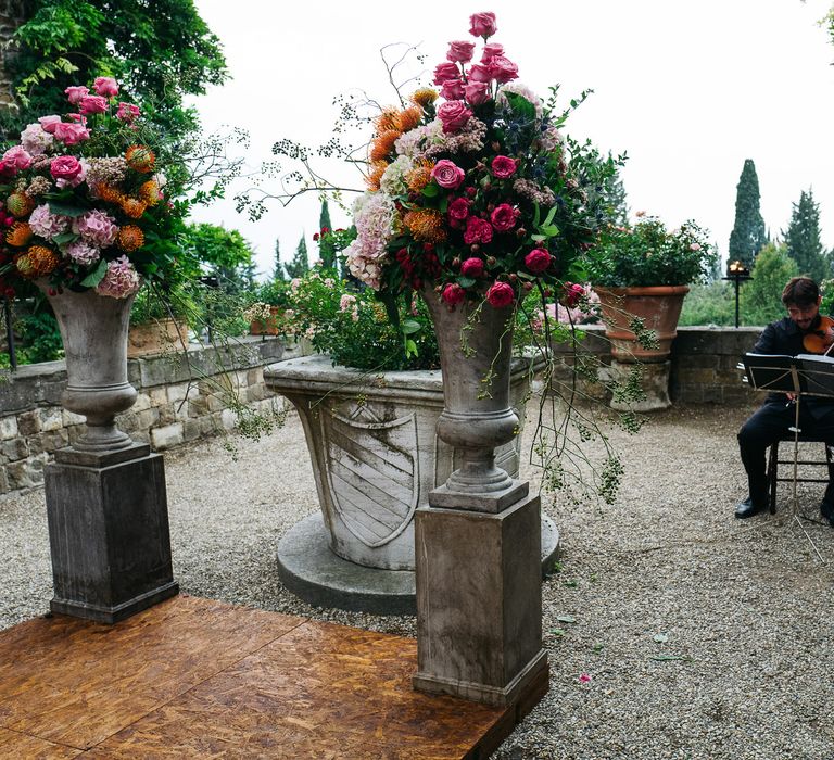 Outdoor Aisle & Altar Style | Stefano Santucci Studio Photography | Second Shooter Giuseppe Marano | Gattotigre Films