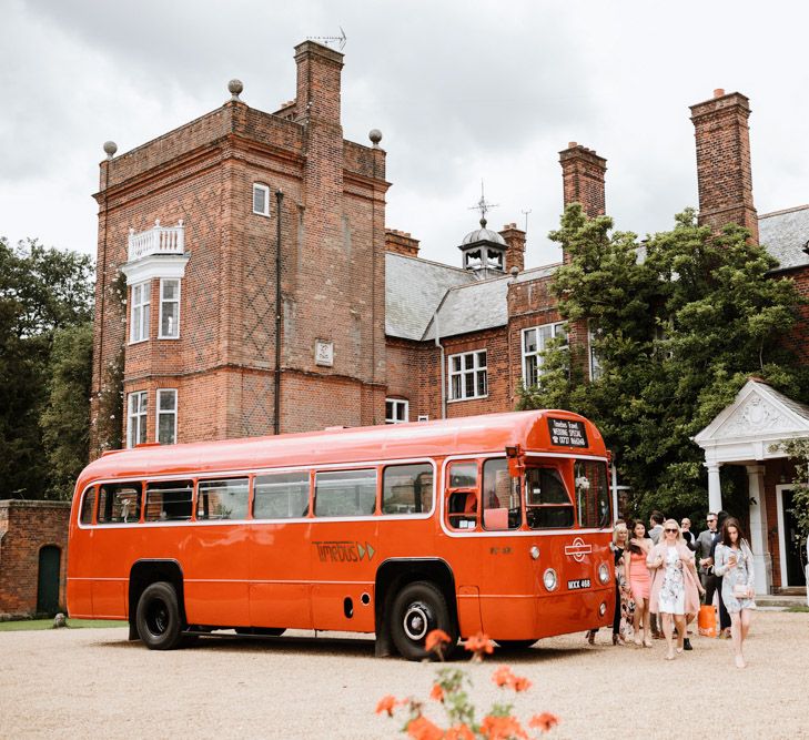 Travelling in style | Wedding bus | Farmhouse at Redcoats | Green Antlers Photography