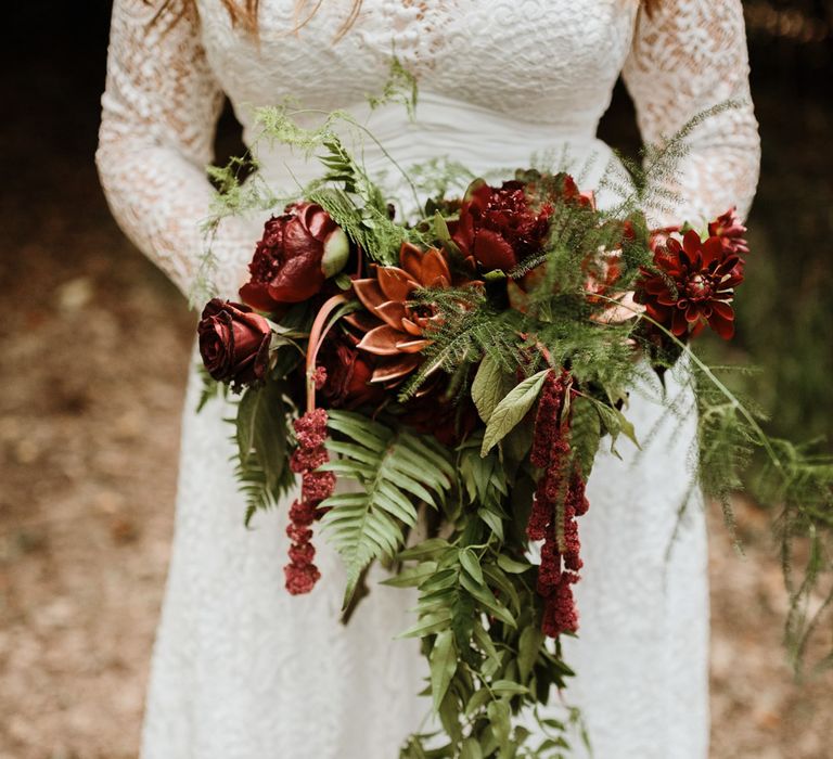 Beautiful Bridal Florals | Farmhouse at Redcoats | Green Antlers Photography