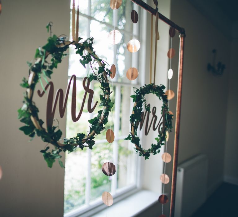 Vintage Inspired Wedding At Yeldersley Hall With Bride In Ronald Joyce And Styling By The Vintage House That Could Images By Roar Photography