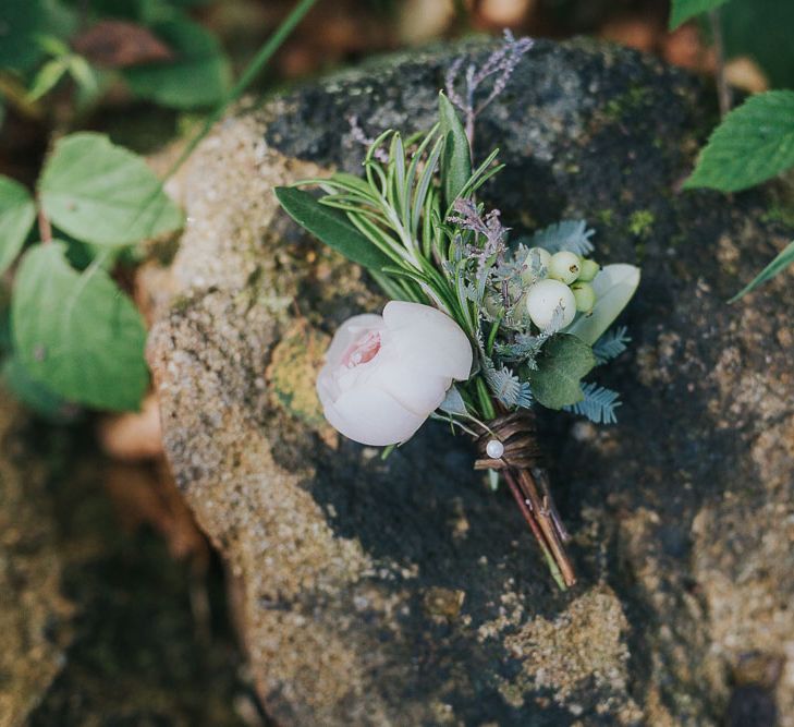 Buttonhole | Pink & Gold Summer Wedding at East Riddlesden Hall Barn, Wiltshire | Laura Calderwoods Photography