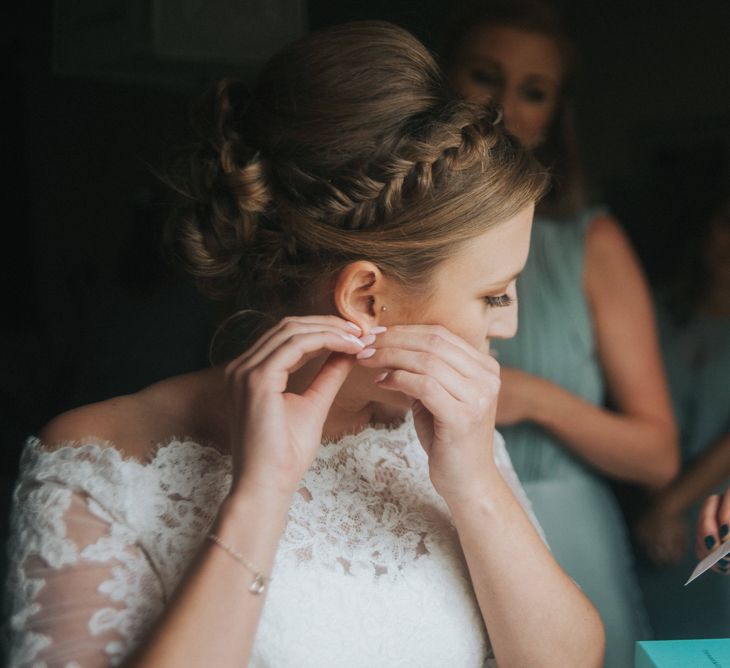 Getting Ready Portraits | Bridal Preparations