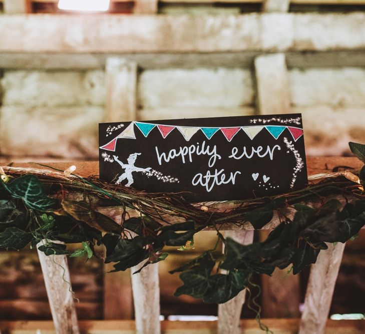 Rustic Wedding Decor at Lains Barn