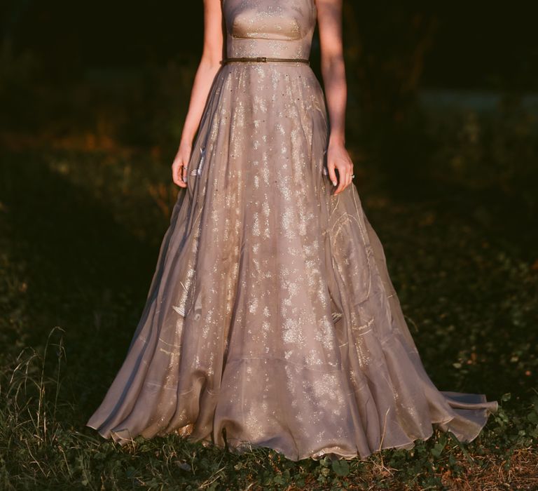 Stylish Bride in Grey Tulle Wedding Dress