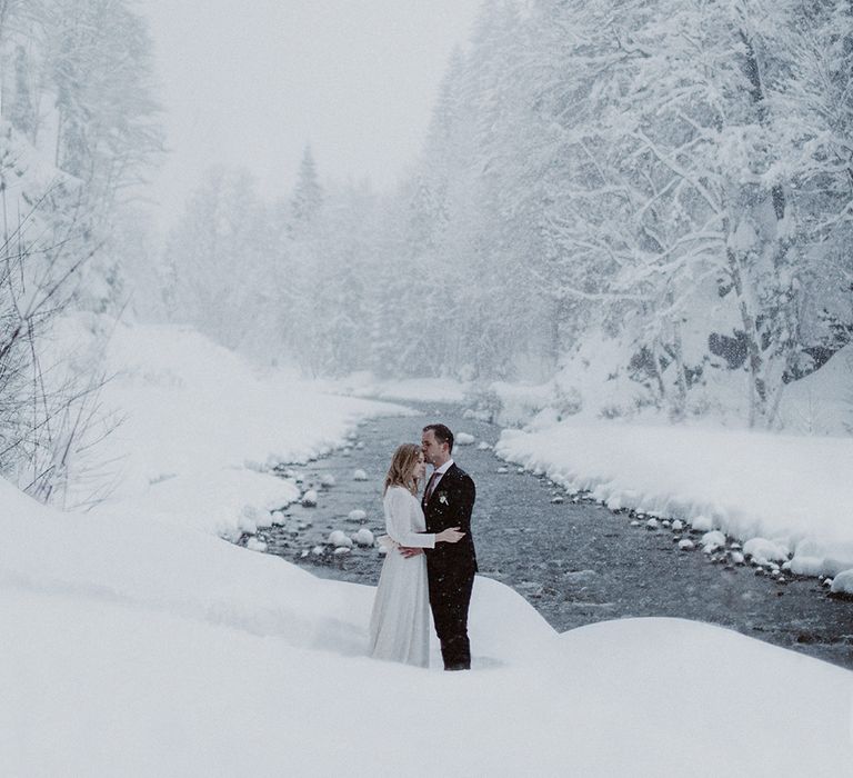 Snowy Winter Wedding In Bavaria With Bride In Truvelle