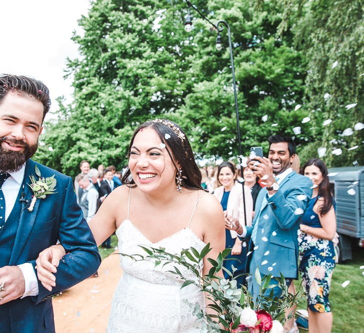 Confetti Moment | PapaKåta Sperry Tent at Chafford Park in Kent Countryside | Eve Dunlop Photography | Roost Film Co.