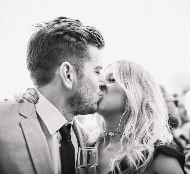 Wedding Guests | PapaKåta Sperry Tent at Chafford Park in Kent Countryside | Eve Dunlop Photography | Roost Film Co.