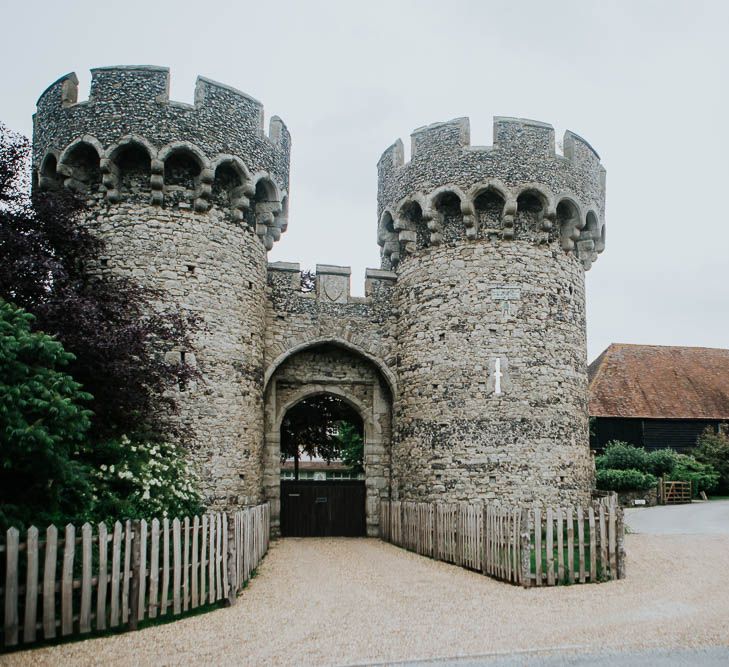 Cooling Castle Barn Wedding | Michelle Cordner Photography