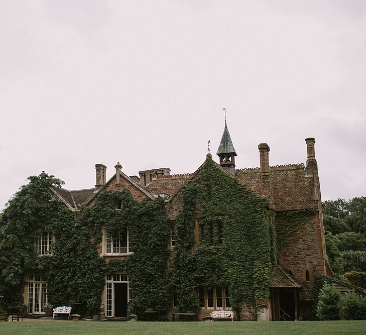 Blue & White Outdoor Summer Wedding at Maunsel House, Somerset | Maureen Du Preez Photography