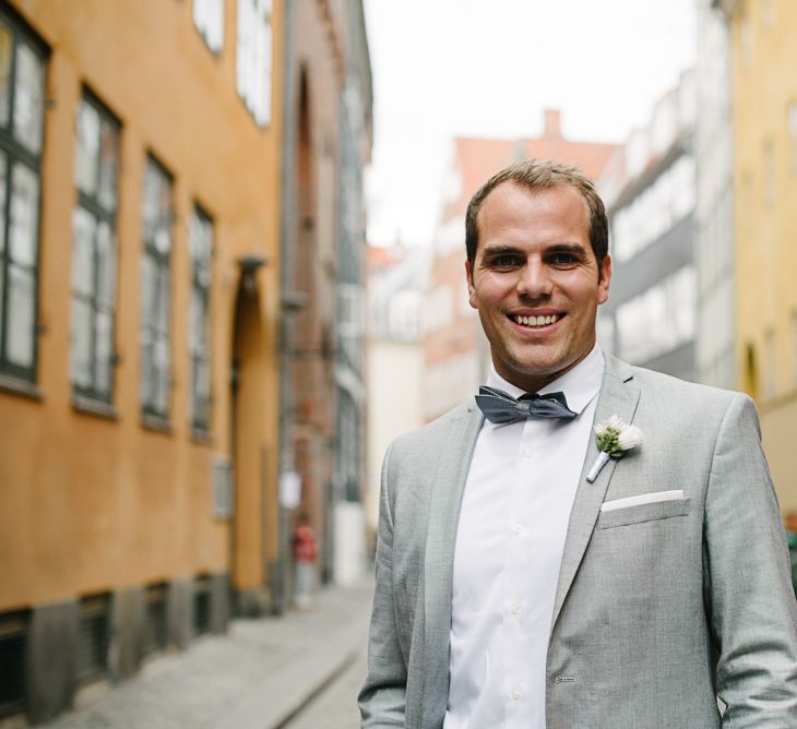 Stylish City Hall, Copenhagen, Elopement by Rochelle Coote Photography