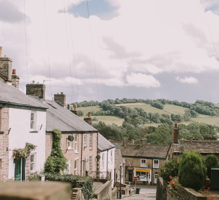 Cheshire Wedding | Owen House Wedding Barn | Image by Livi Edwards