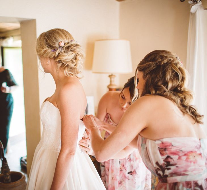 Bridal Preparations | Lun Ashworth Wedding Dress | Floral Bridesmaid Dresses | Outdoor Wedding at Borgo Bastia Creti in Italy | Paolo Ceritano Photography