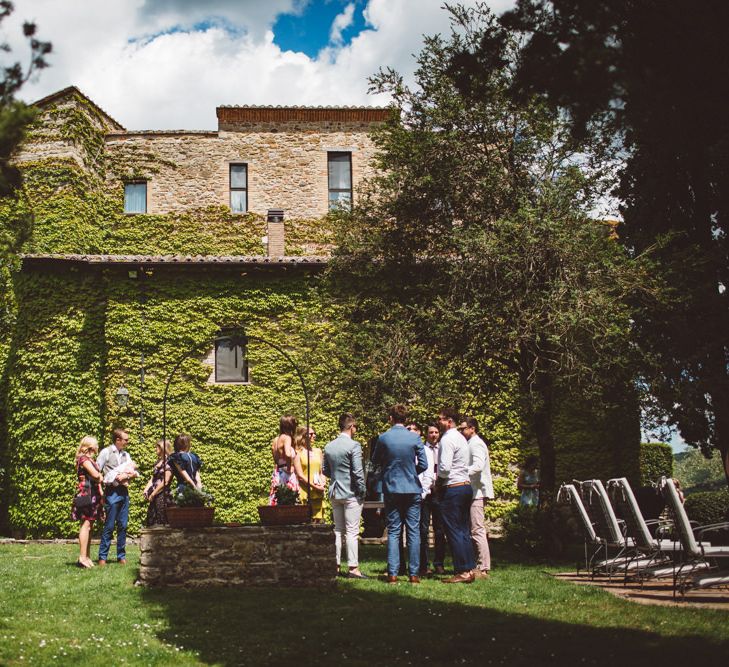 Outdoor Wedding at Borgo Bastia Creti in Italy | Paolo Ceritano Photography