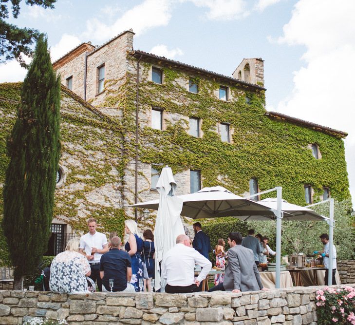 Outdoor Wedding at Borgo Bastia Creti in Italy | Paolo Ceritano Photography