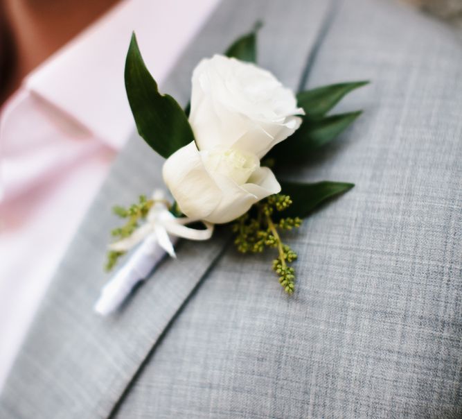 White Flower Buttonhole | Chris Barber Photography