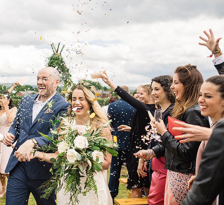 Bride & Groom Confetti Exit