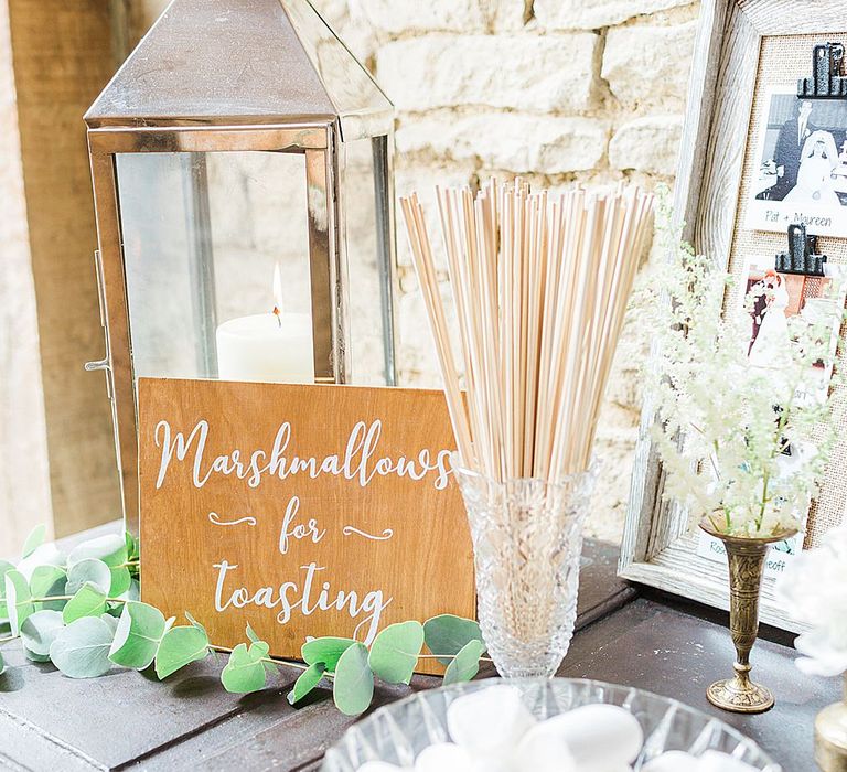 Marshmallows for Taosting | Marble, Copper & Greenery Wedding at Cripps Barn Cotswolds | Summer Lily Studio Photography