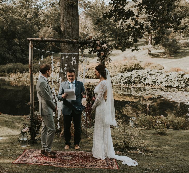 Outdoor wedding | Boho vibes | Image by Louise Scott