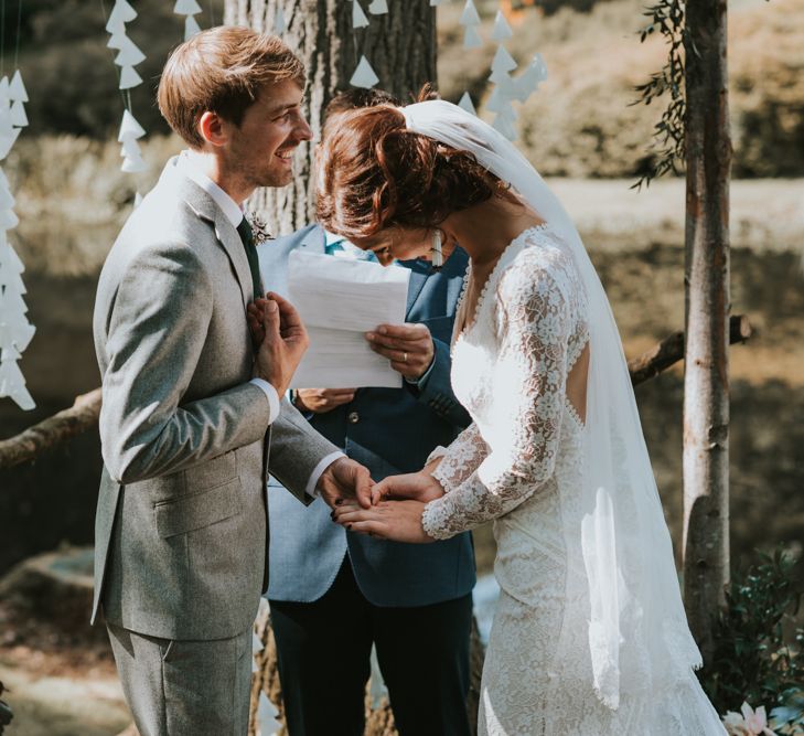 Outdoor wedding | Boho vibes | Image by Louise Scott